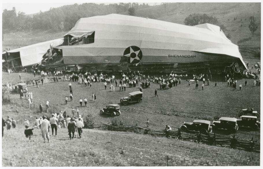 Photograph of spectators surrounding the Shenandoah airship wreckage, September 1925 courtesy of the Smithsonian National Air & Space Museum