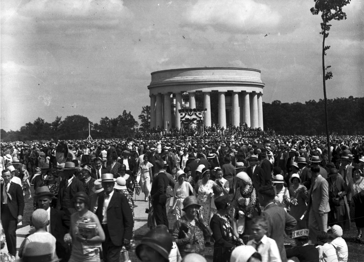 Photograph showing a large crowd at the Harding Tomb and Memorial in Marion, Ohio. This historic site is the final resting place of Warren G. Harding and his wife, Florence.
