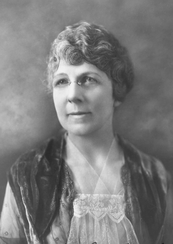 This portrait depicts First Lady Florence Kling Harding, the wife of the 29th U.S. President, Warren G. Harding in 1921.
