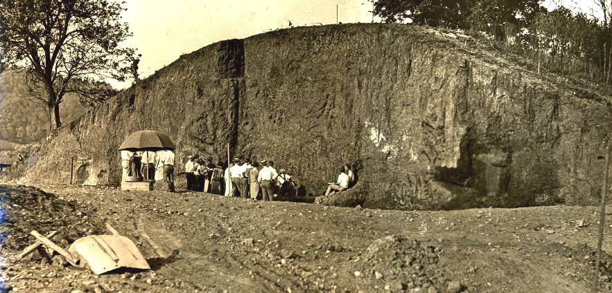 Seip Mound under excavation in 1925. Note the visitors observing the excavation